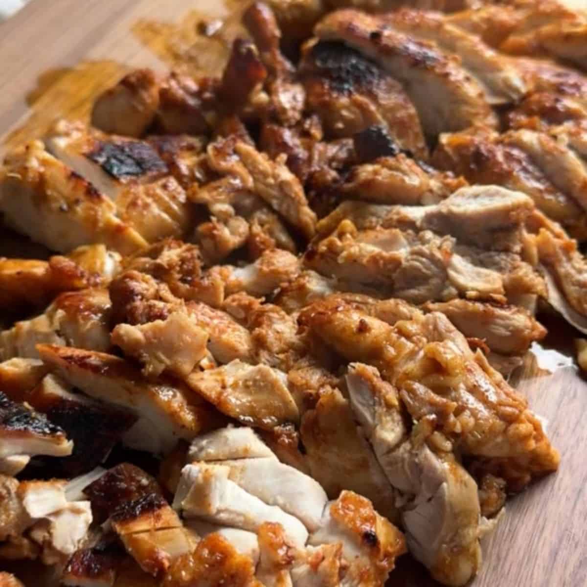 Easy Cast Iron Chicken Thighs: Your Go-To for Juicy Weeknight Meals